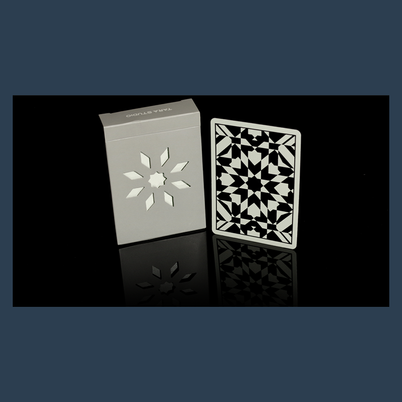 Majolica V2 Luminescent Playing Cards