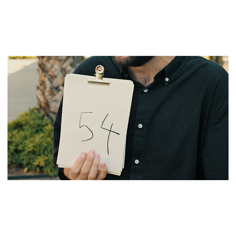 Cera by Gonzalo Albiana and Crazy Jokers