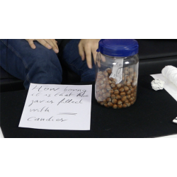 Cera by Gonzalo Albiana and Crazy Jokers