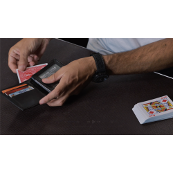 Divisa by Adrian Vega