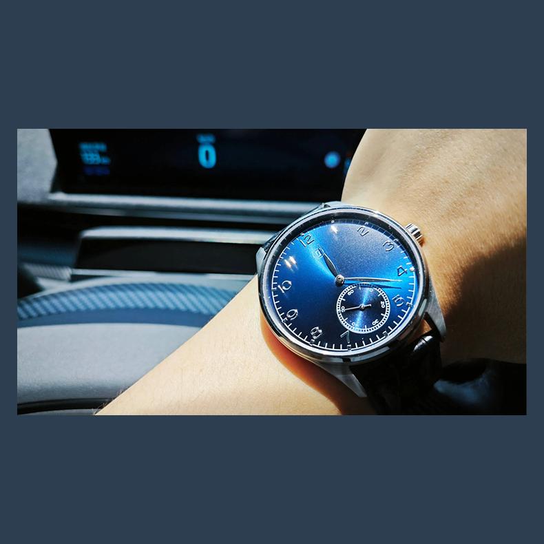 Watch (Bl�) by PITATA MAGIC