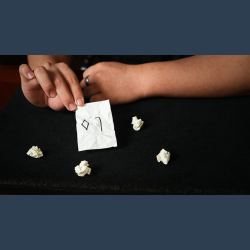 749 Note by K.Pen &amp; TCC Magic