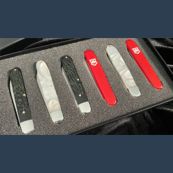 COLOR CHANGING KNIVES - David Regal