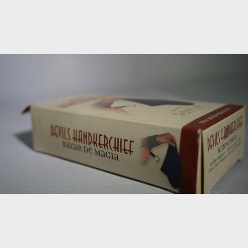 Devils Hankerchief by Bazar De Magia 