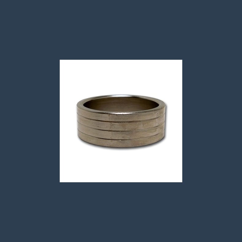 Banded 23 mm by Garrett Thomas and Kozmomagic